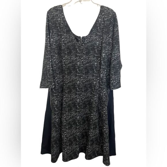 Lane Bryant Black/White Abstract Pattern Knit Fit & Flare Zip Pocket Dress 22/24 - Picture 1 of 11